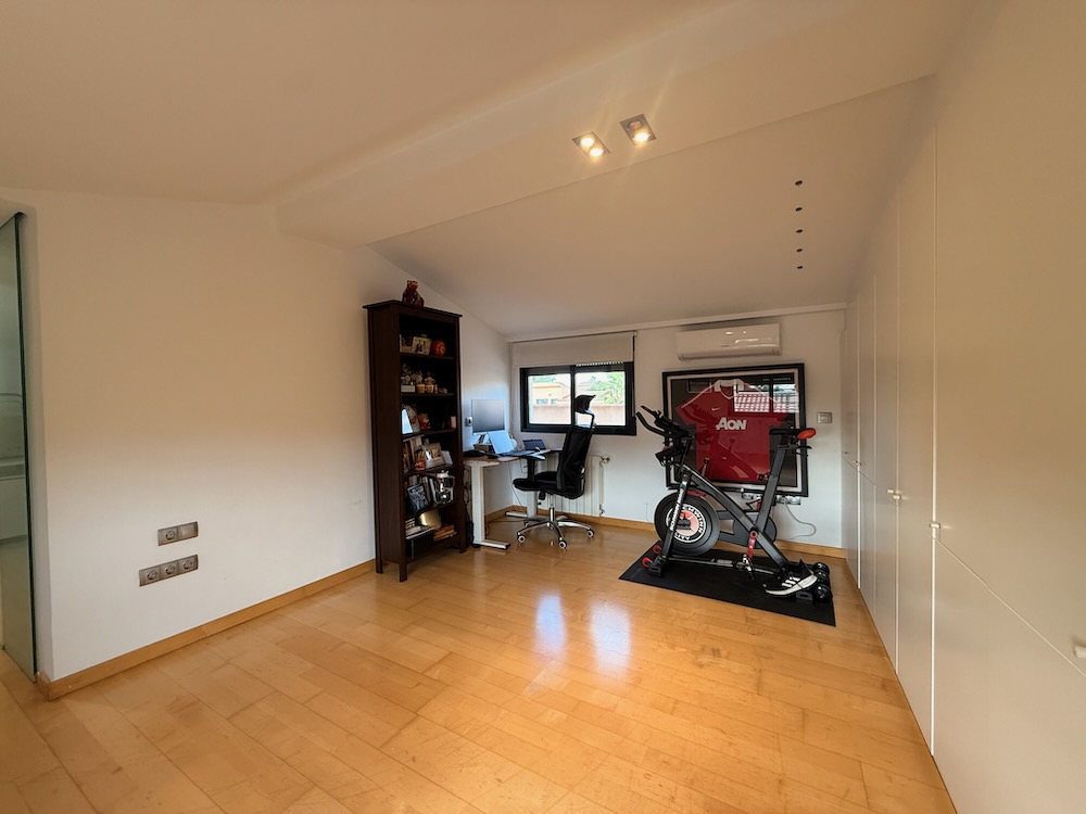 Property 2533 - Image 48